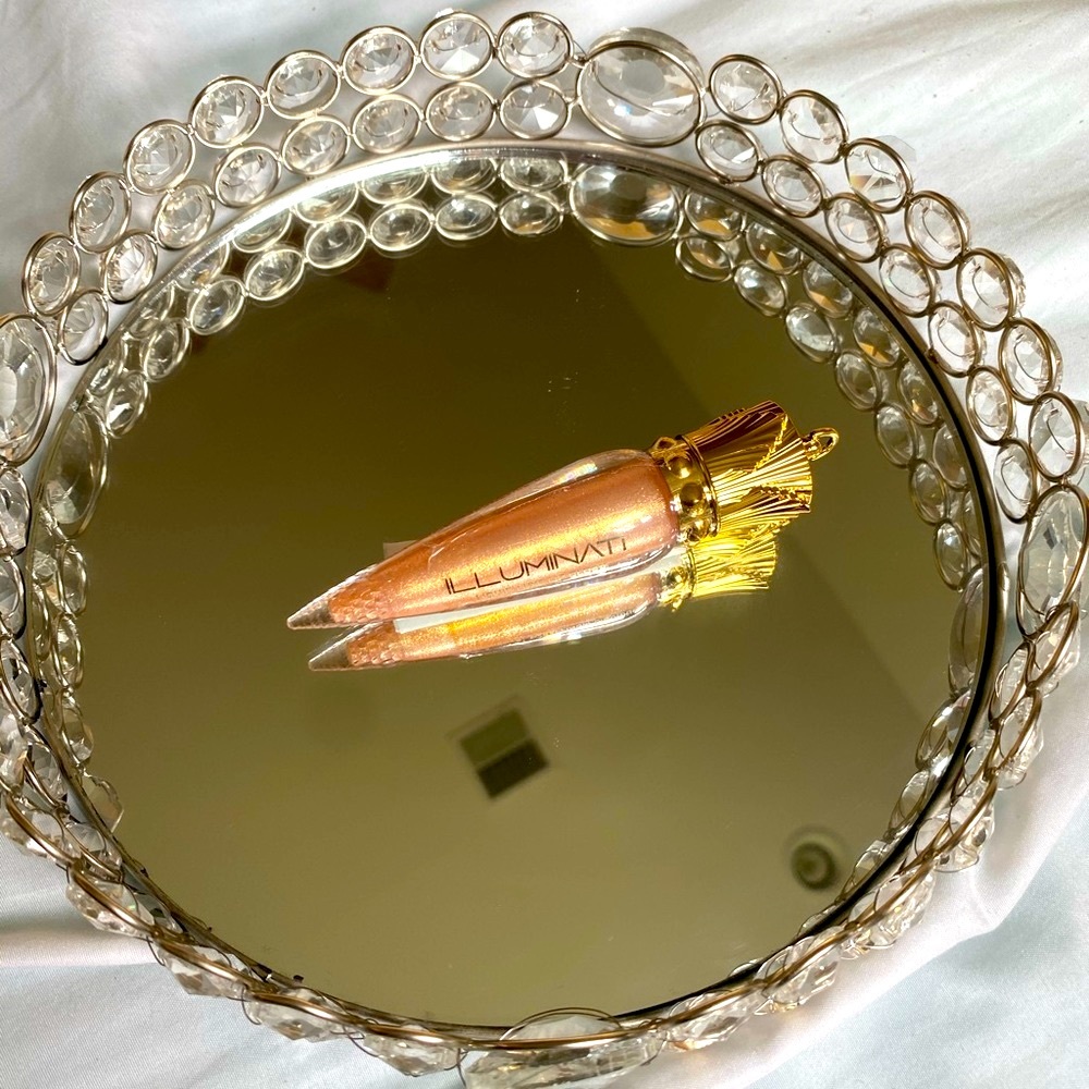 Illuminati Liquid Luxe Lip Gloss
